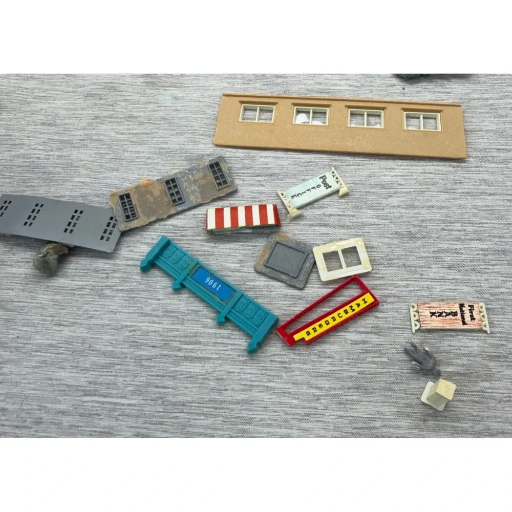 Vintage N Scale Model Train Buildings Lot Town Scenery Auto Shop Bank Church